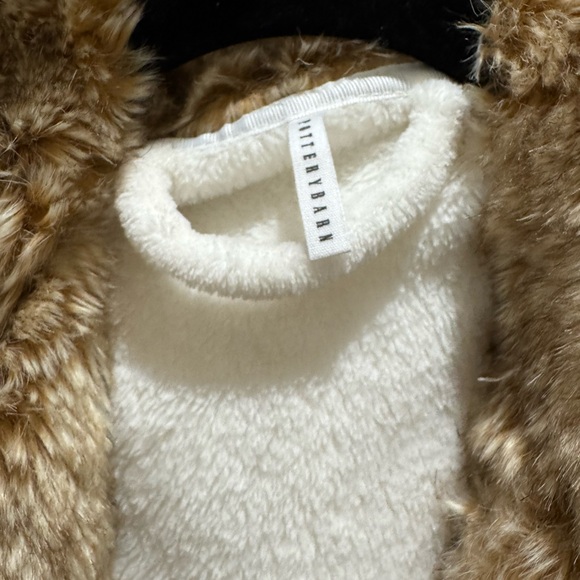 Pottery Barn Faux Fur lined bath robe. - Picture 3 of 3